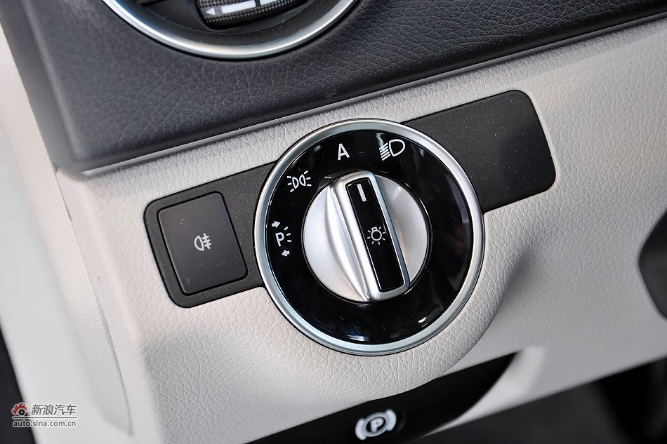 2011款奔驰C级高清到店实拍