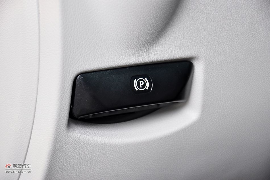 2011款奔驰C级高清到店实拍