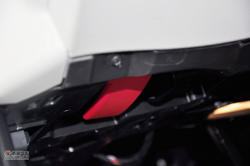 2011款奔驰C级高清到店实拍