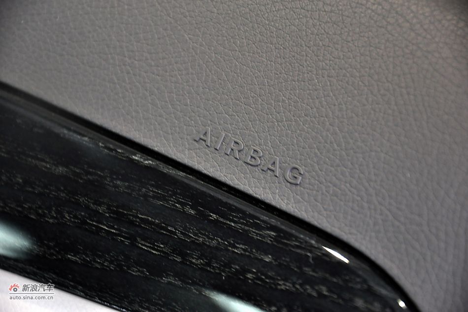 2011款奔驰C级高清到店实拍