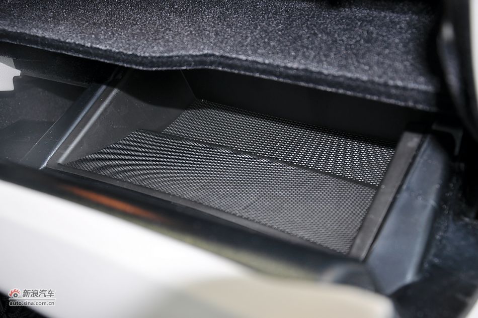 2011款奔驰C级高清到店实拍