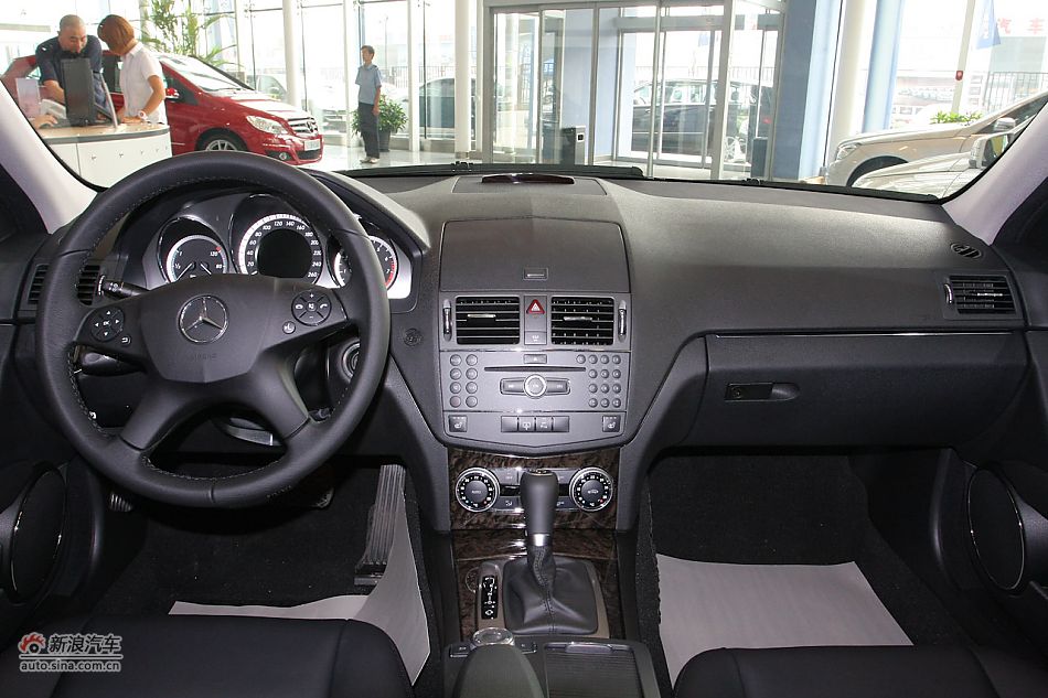 2010款奔驰C260 CGI运动型