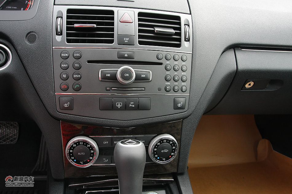 2010款奔驰C260 CGI运动型