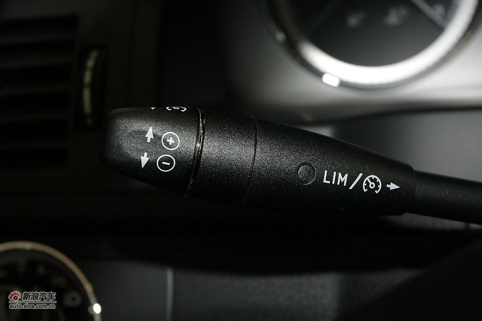 2010款奔驰C260 CGI运动型