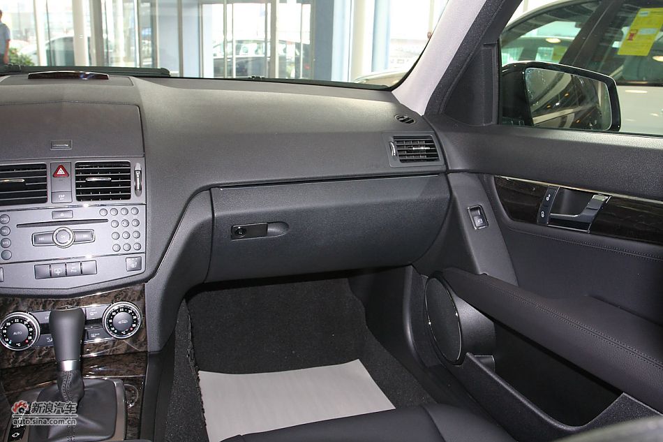2010款奔驰C260 CGI运动型