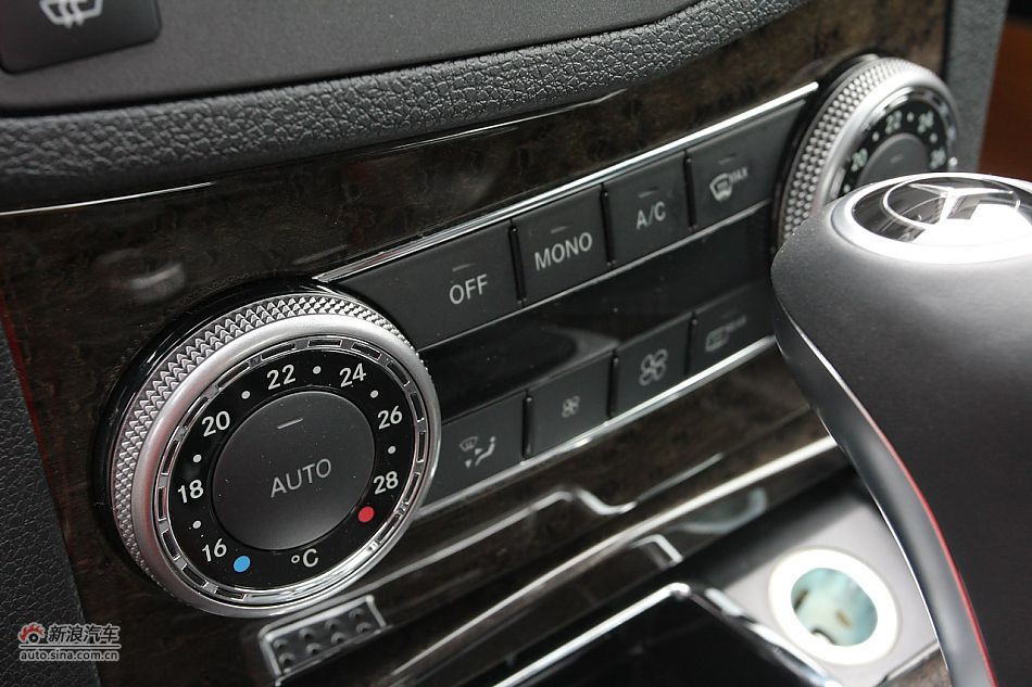 2010款奔驰C260 CGI运动型