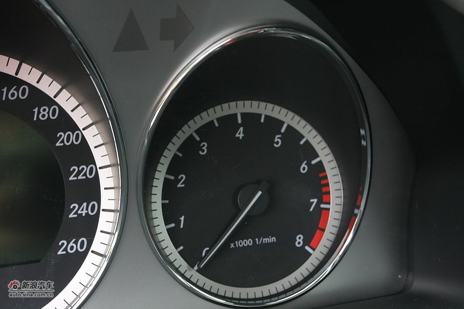 2010款奔驰C260 CGI运动型