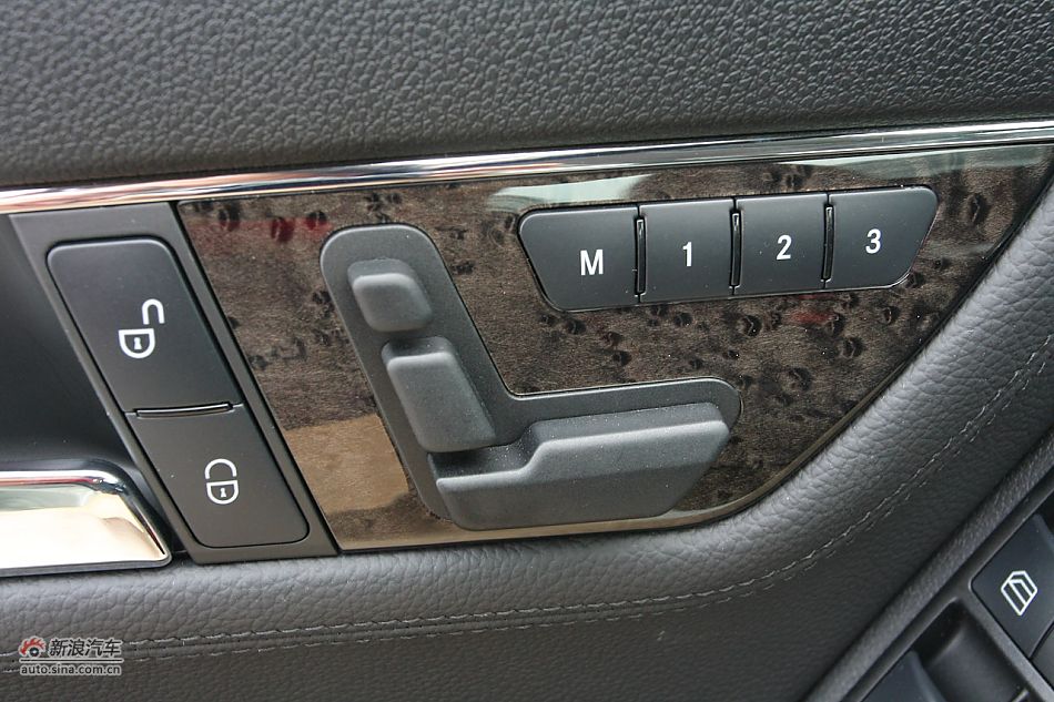 2010款奔驰C260 CGI运动型