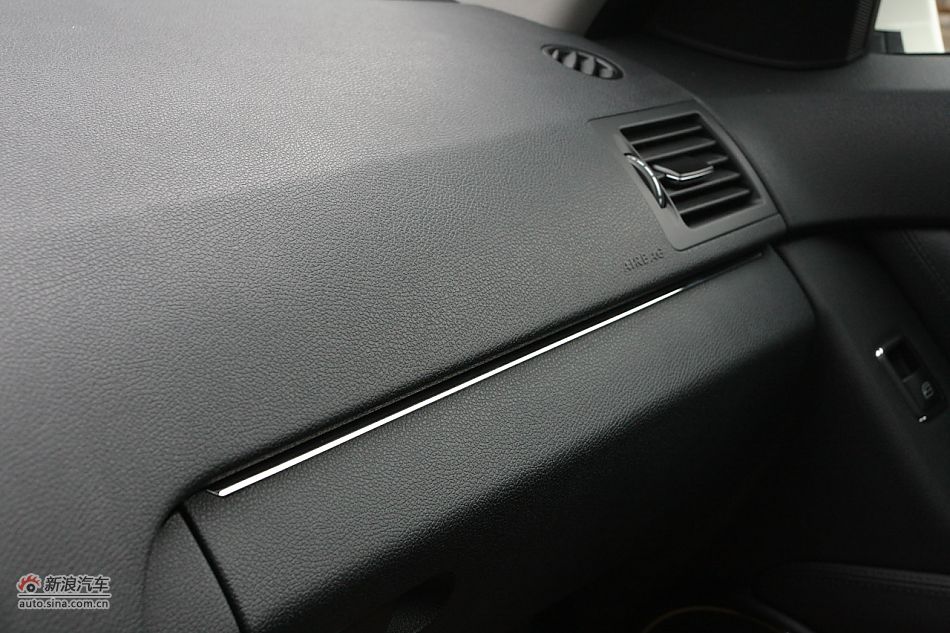 2010款奔驰C260 CGI运动型
