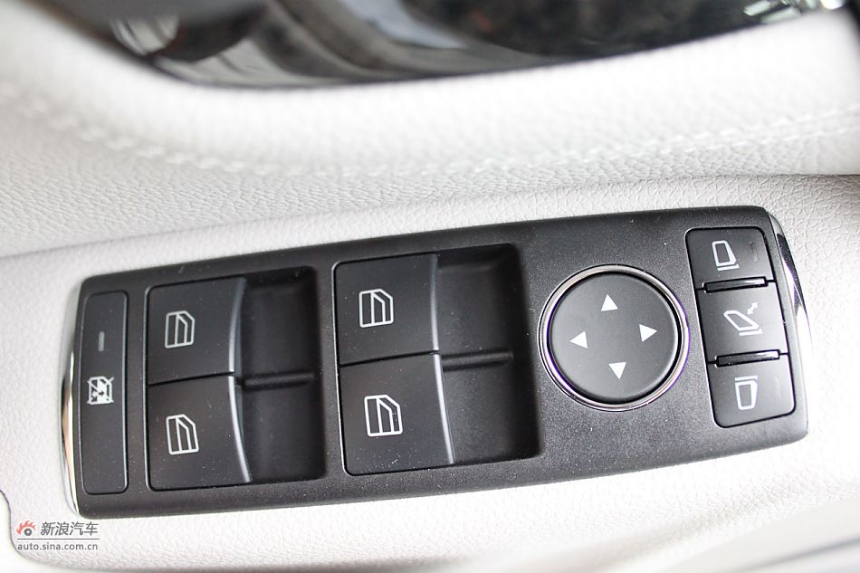 2010款奔驰C260 CGI