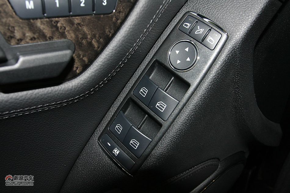 2010款奔驰C200 CGI