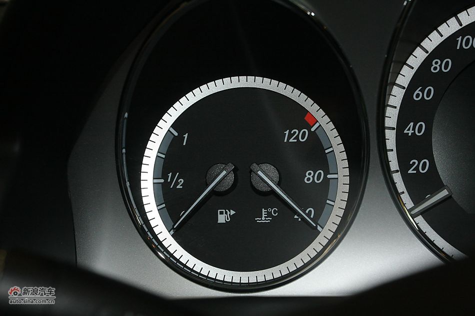 2010款奔驰C200 CGI