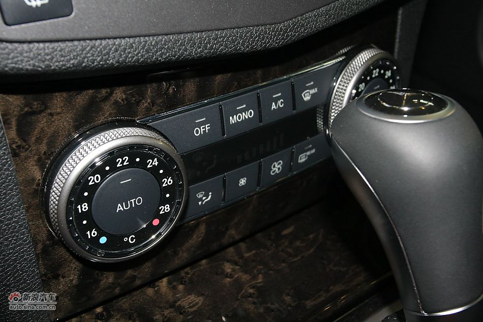 2010款奔驰C200 CGI