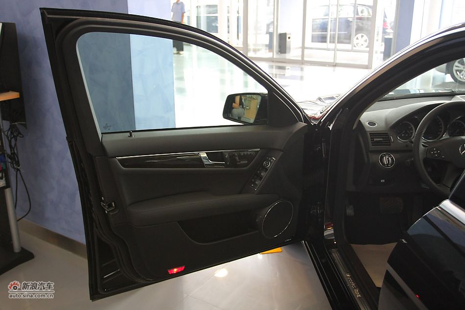 2010款奔驰C200 CGI