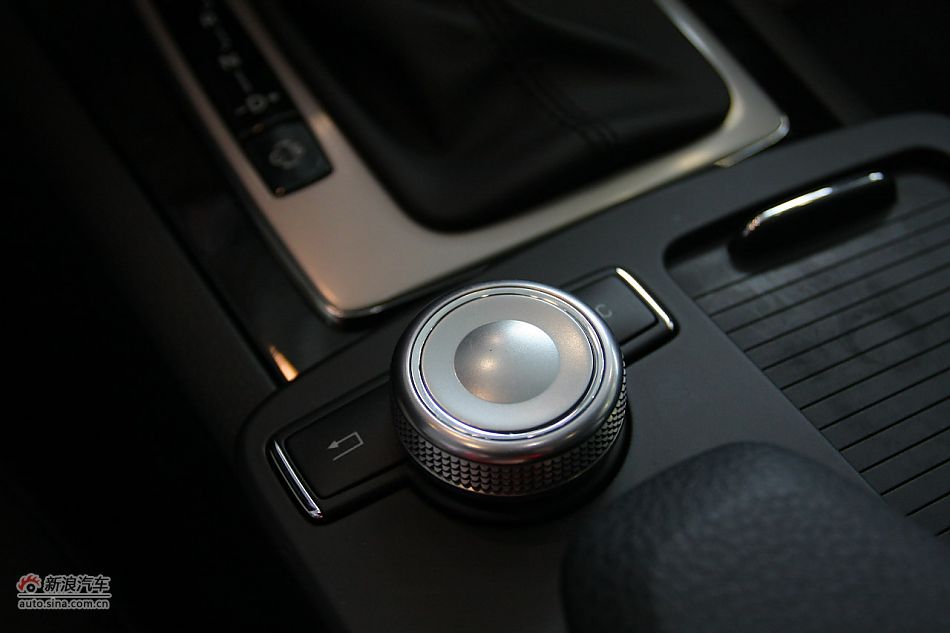 2010款奔驰C200 CGI