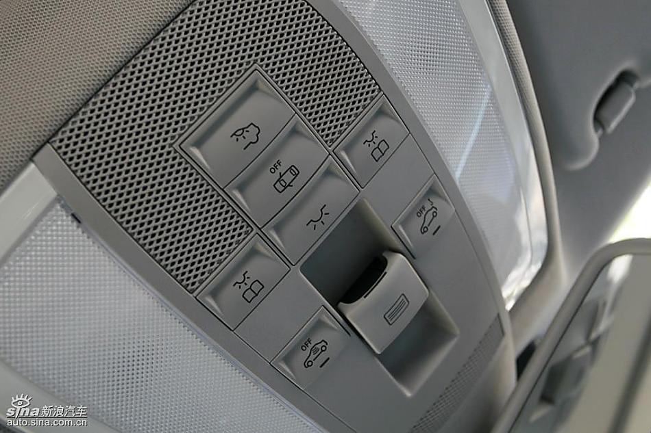 奔驰C200K试驾实拍