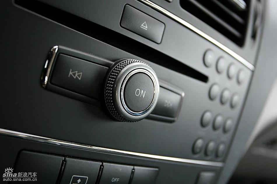 奔驰C200K试驾实拍