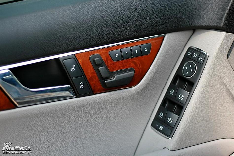 奔驰C200K试驾实拍