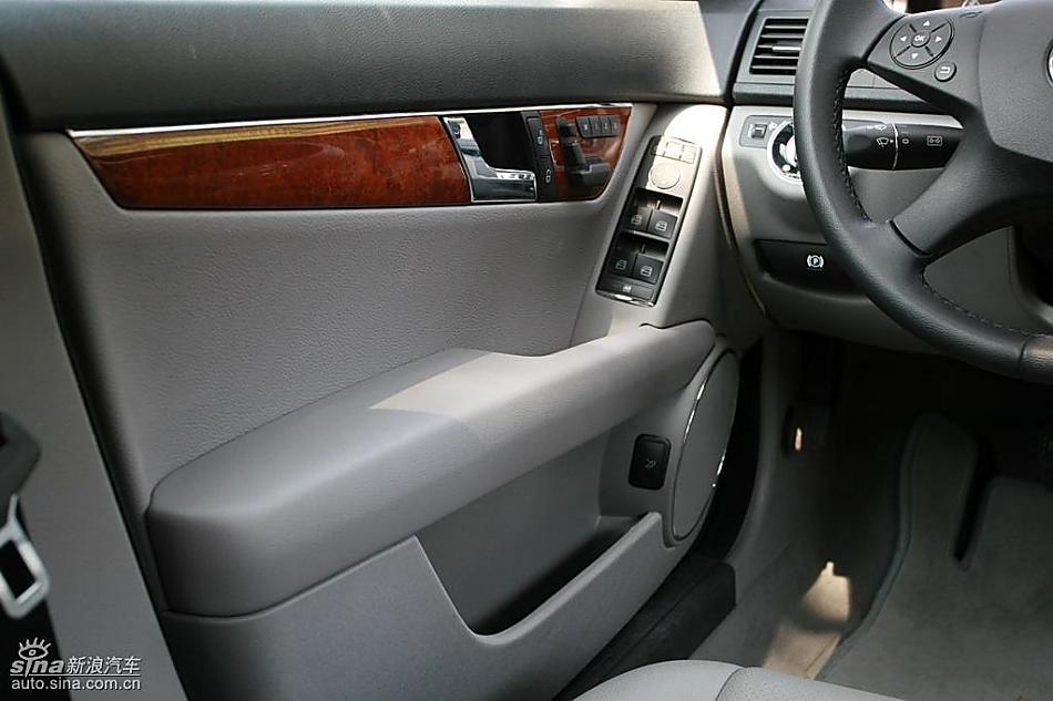 奔驰C200K试驾实拍