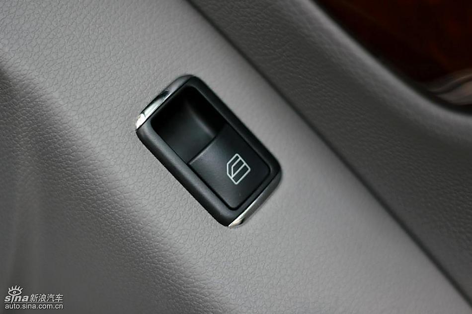 奔驰C200K试驾实拍