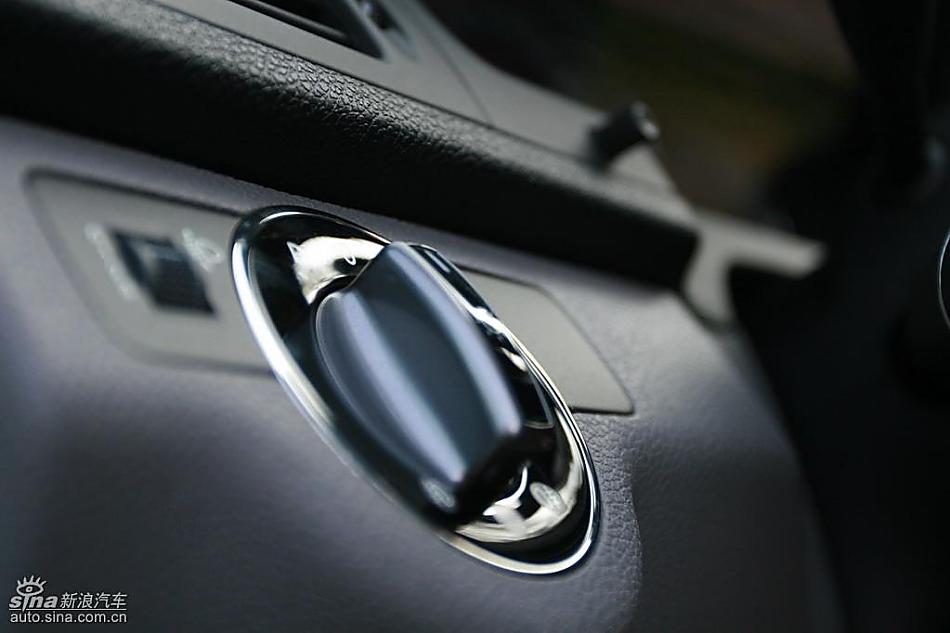 奔驰C200K试驾实拍