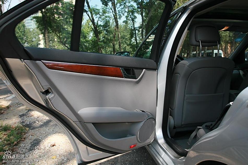 奔驰C200K试驾实拍