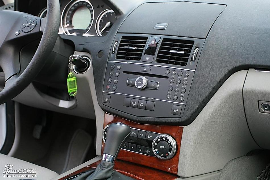 奔驰C200K试驾实拍