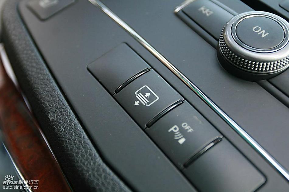 奔驰C200K试驾实拍