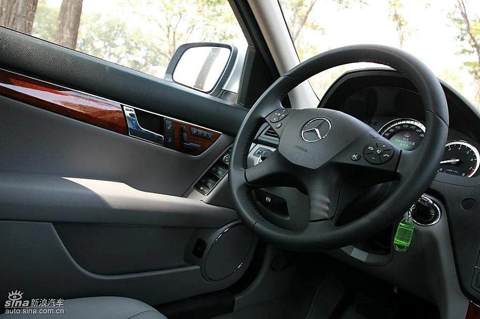 奔驰C200K试驾实拍