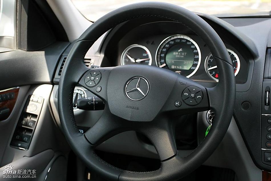 奔驰C200K试驾实拍