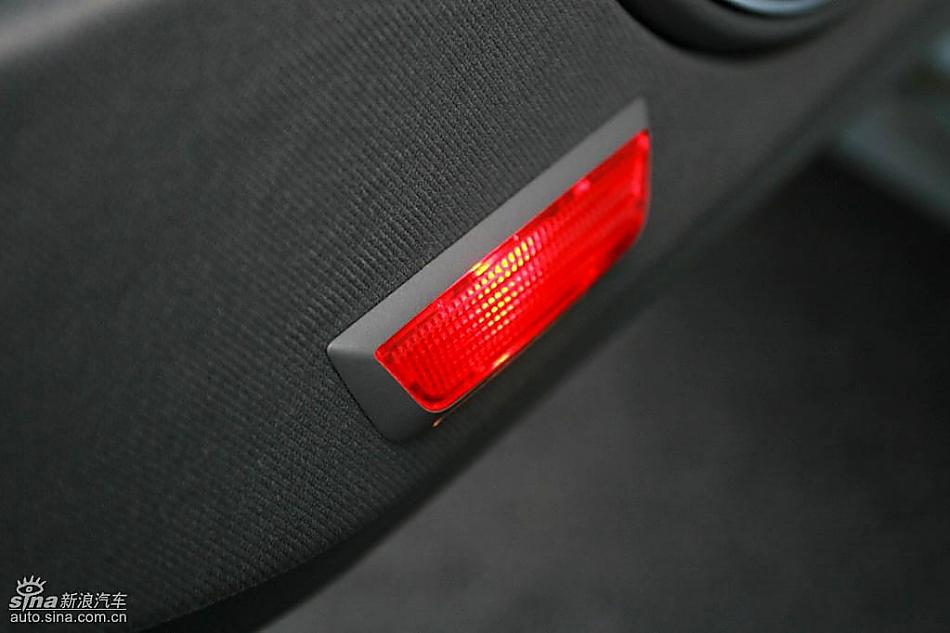 奔驰C200K试驾实拍