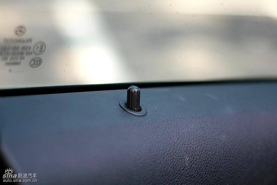 奔驰C200K试驾实拍