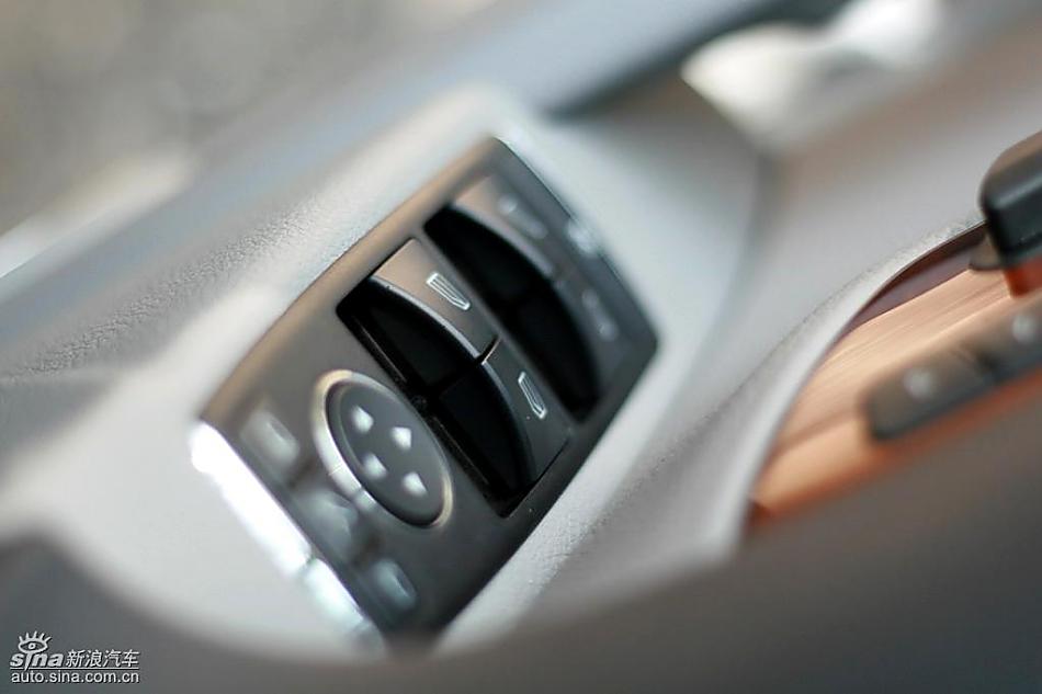 奔驰C200K试驾实拍