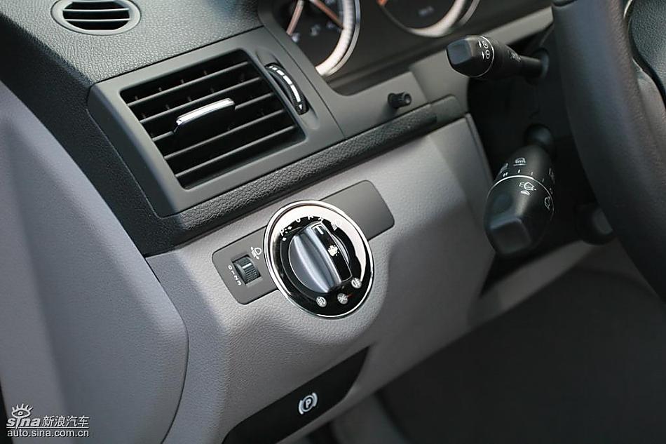 奔驰C200K试驾实拍