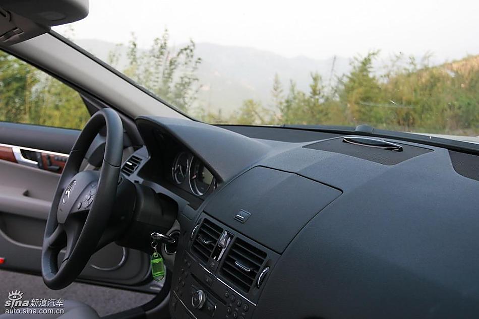 奔驰C200K试驾实拍