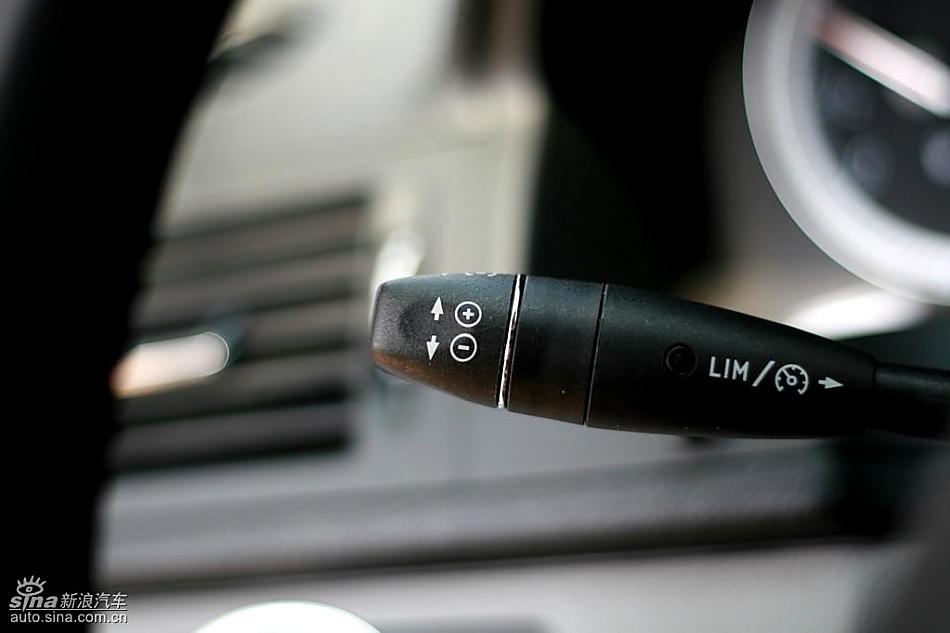 奔驰C200K试驾实拍