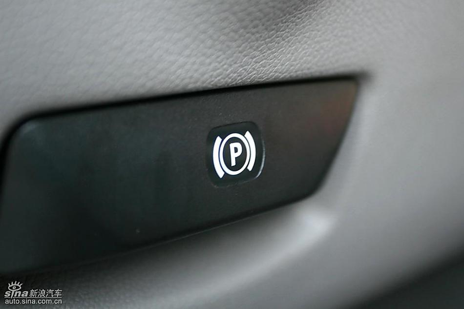 奔驰C200K试驾实拍