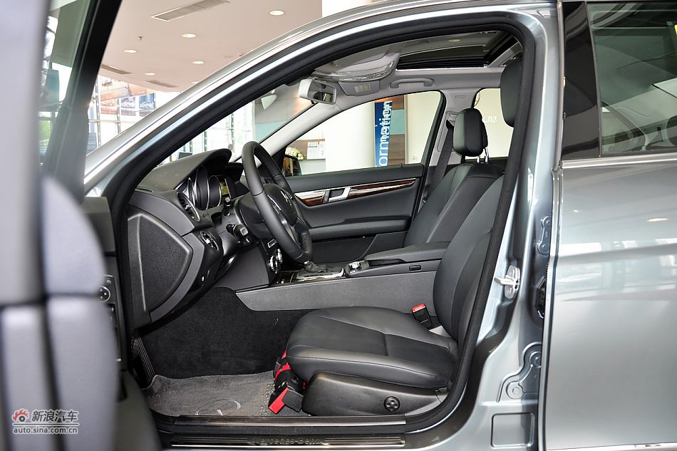 2011款奔驰C级高清到店实拍