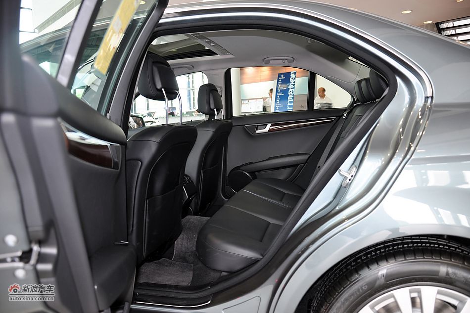 2011款奔驰C级高清到店实拍