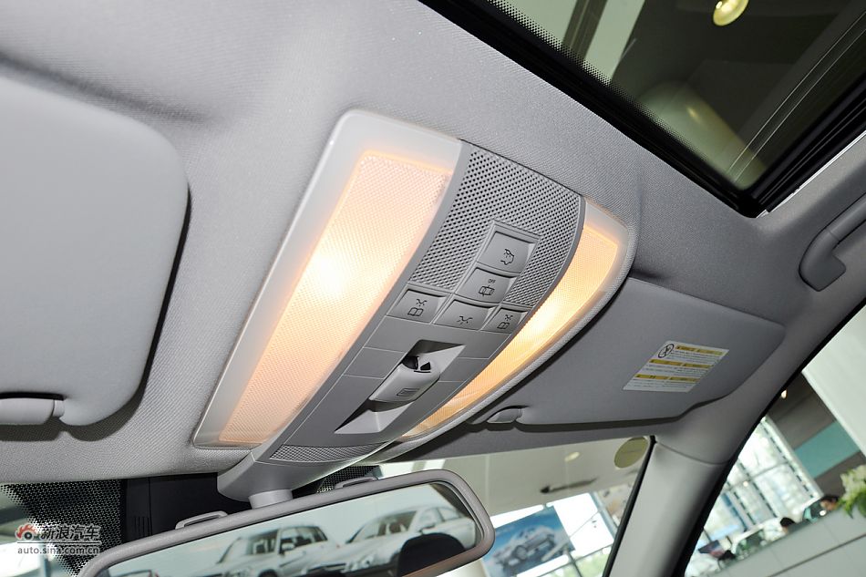 2011款奔驰C级高清到店实拍