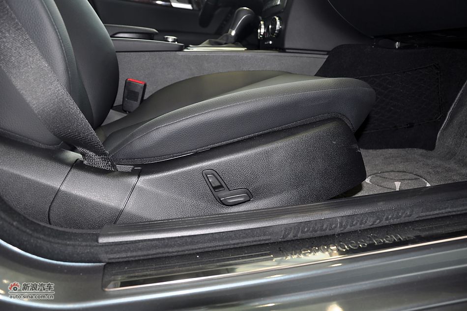 2011款奔驰C级高清到店实拍