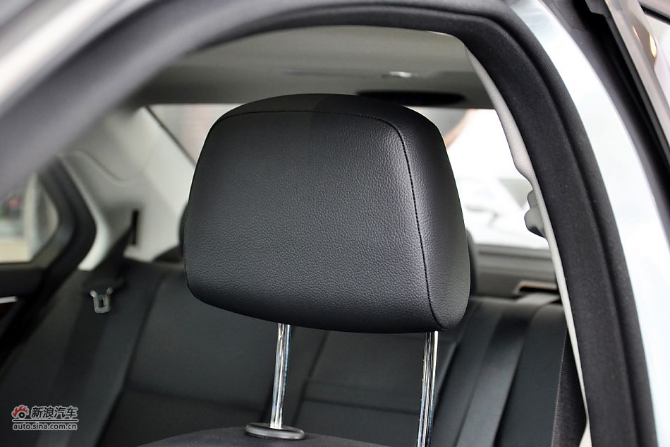 2011款奔驰C级高清到店实拍