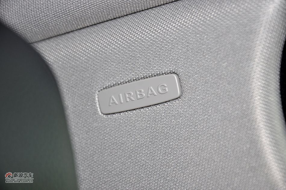 2011款奔驰C级高清到店实拍