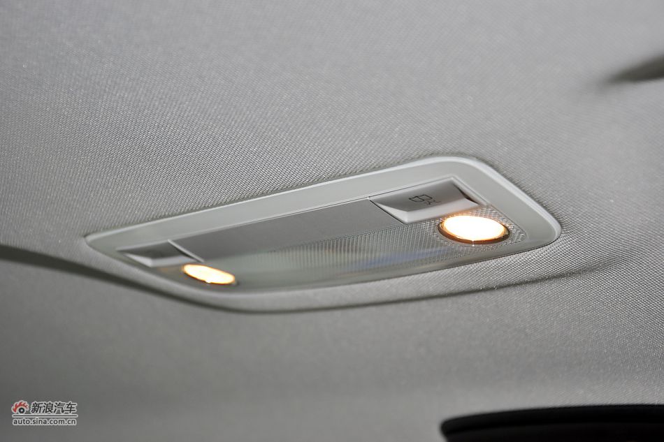 2011款奔驰C级高清到店实拍