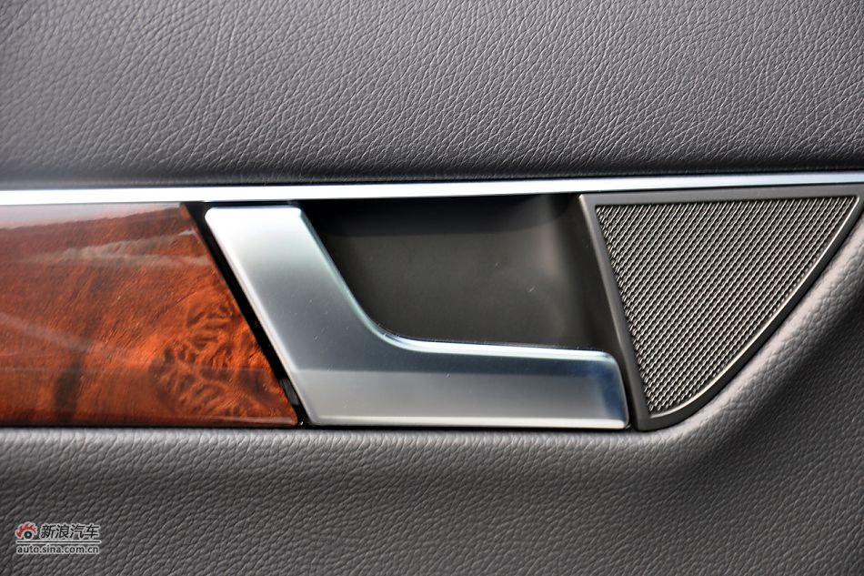 2011款奔驰C级高清到店实拍