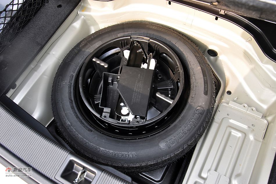 2011款奔驰C级高清到店实拍