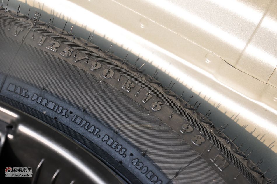 2011款奔驰C级高清到店实拍