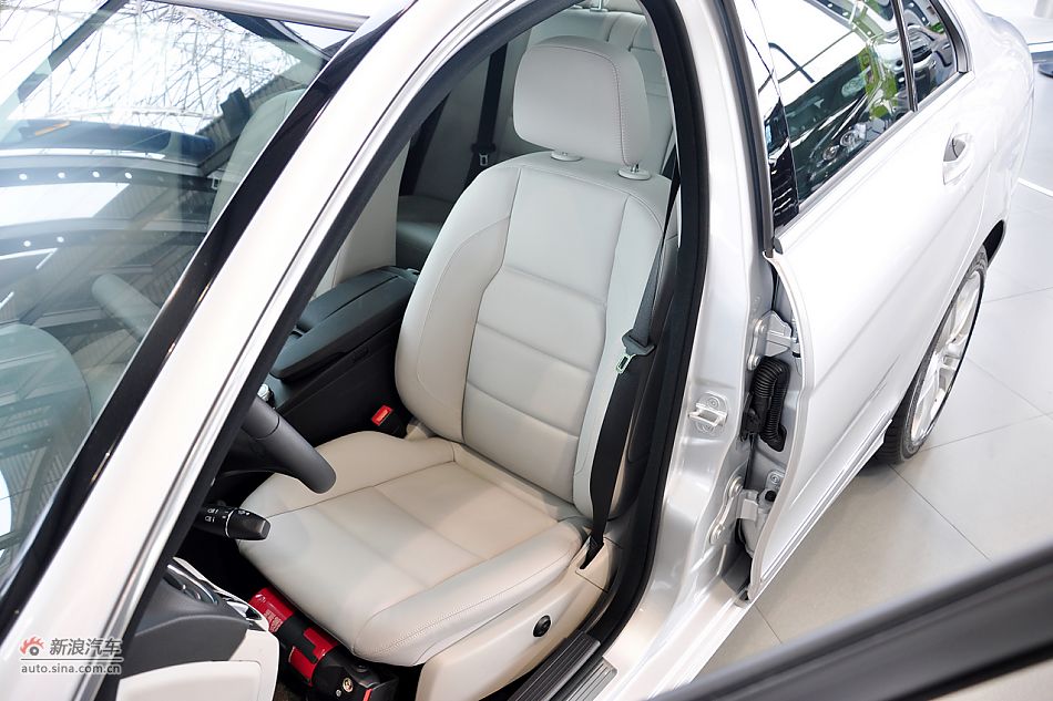 2011款奔驰C级高清到店实拍