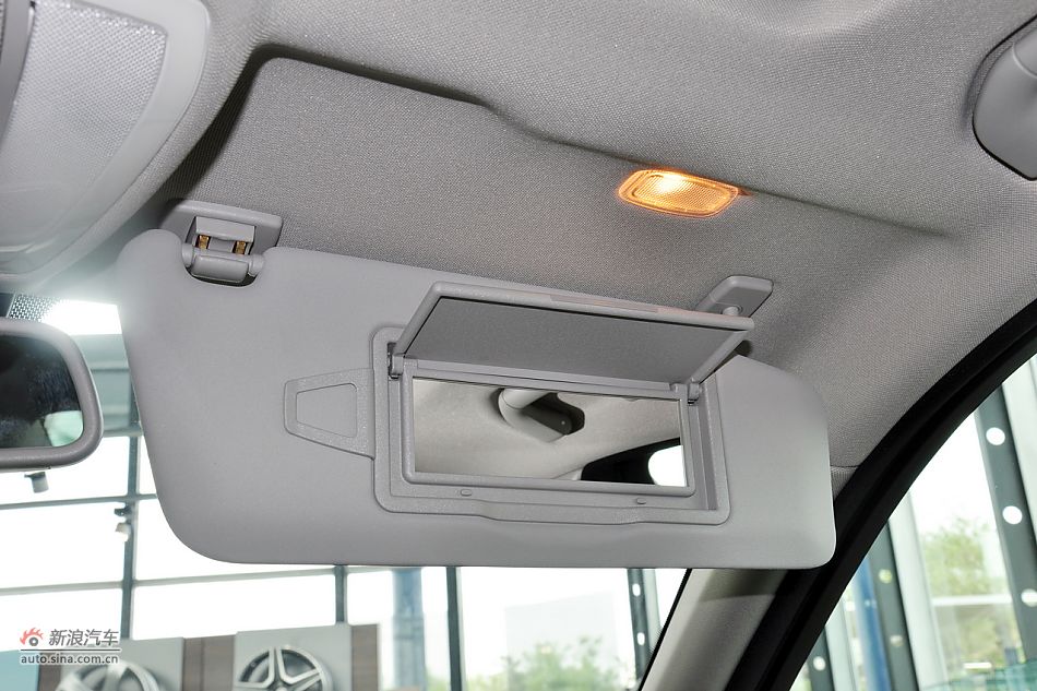 2011款奔驰C级高清到店实拍