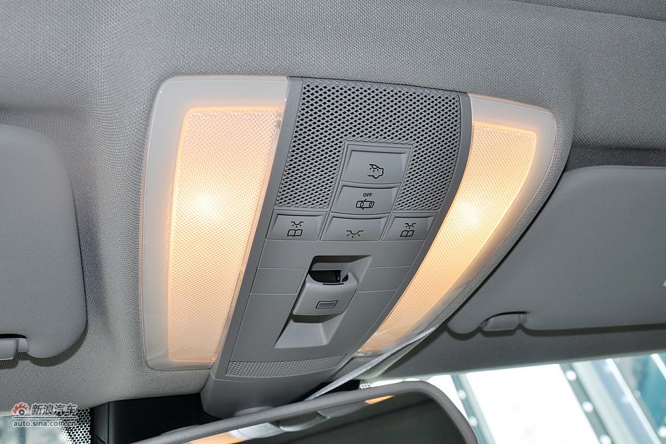 2011款奔驰C级高清到店实拍